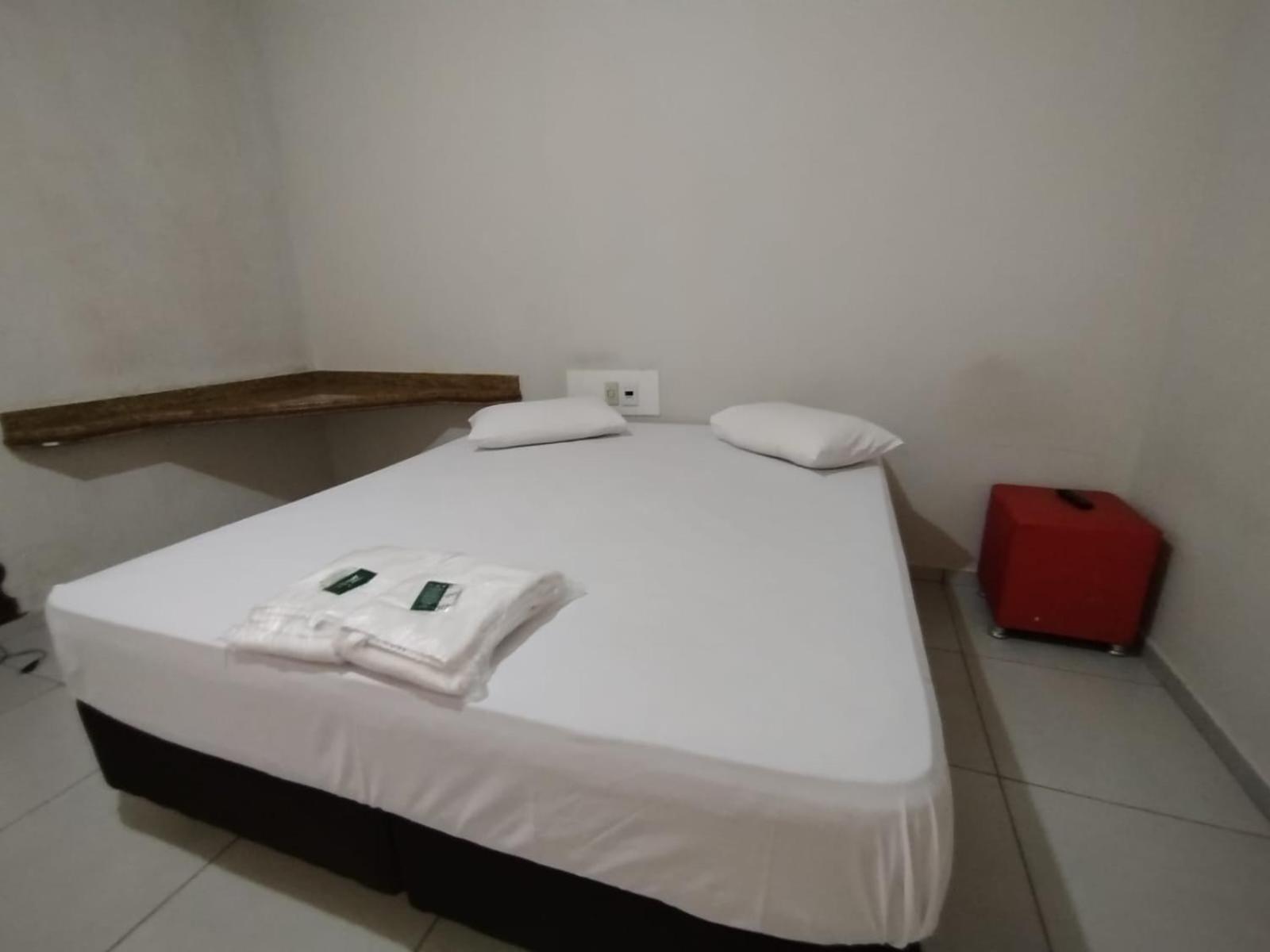 Hotel Dos Montes Montes Claros